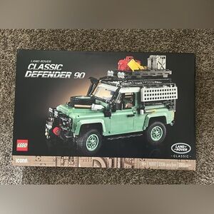 LEGO Land Rover Classic Defender 90